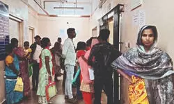 ‘SIR panic’: Malda witnesses unprecedented rush for birth certificates and corrections
