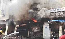 Fire breaks out at chemical  godown in Gulshan Colony