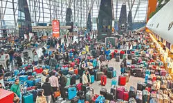 Govt eases duty norms, orders probe as IndiGo cancels over 1,000 flights