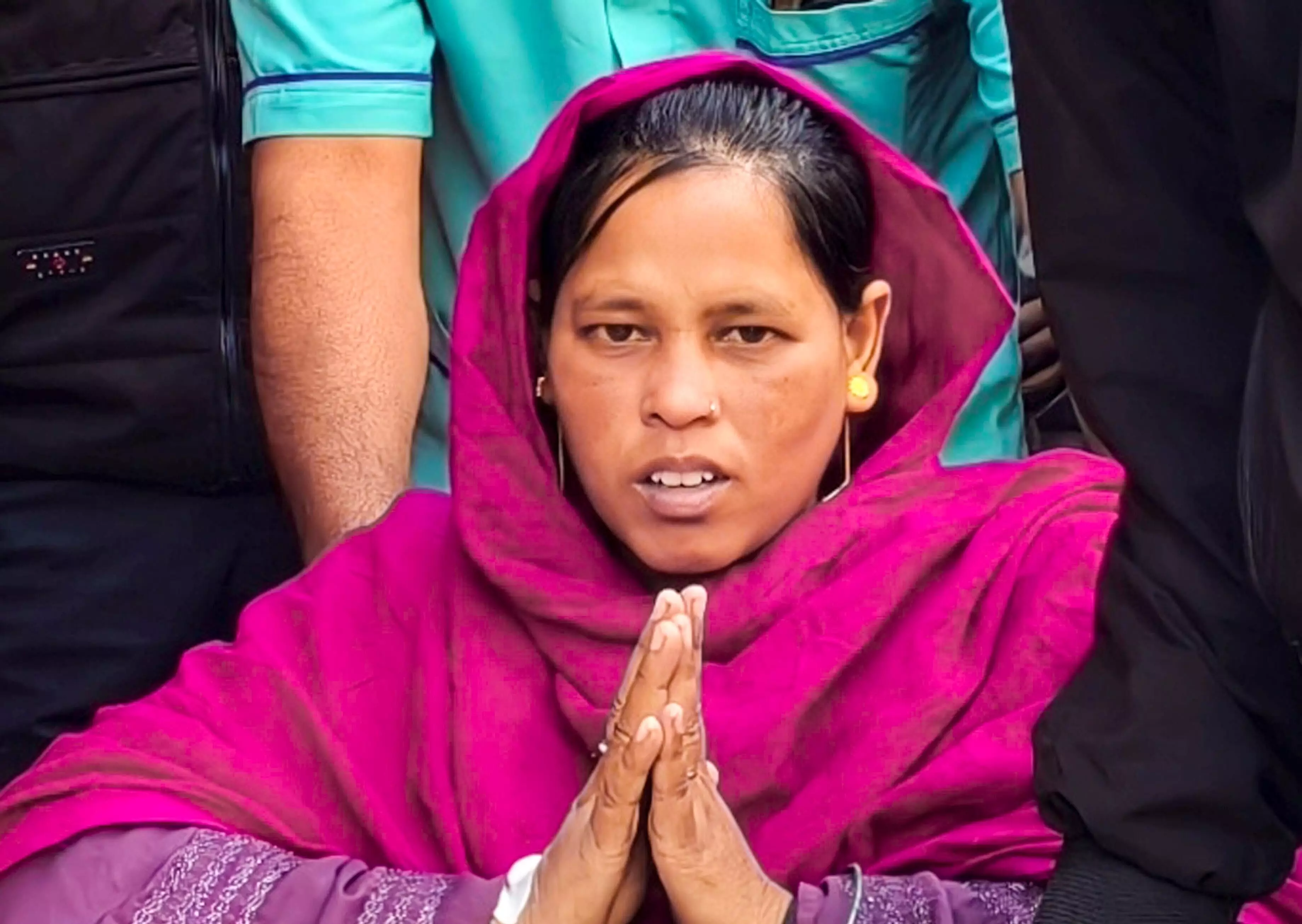 Living in solitary cell of B’desh prison no less than torture: Deported Sunali after returning home