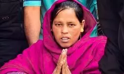 Living in solitary cell of B’desh prison no less than torture: Deported Sunali after returning home