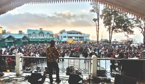 Strings of Harmony: Darjeeling gathers for massive guitar ensemble Strings of Harmony: Darjeeling gathers for massive guitar ensemble