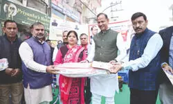 Govt gives free assistive devices to senior citizens Govt gives free assistive devices to senior citizens