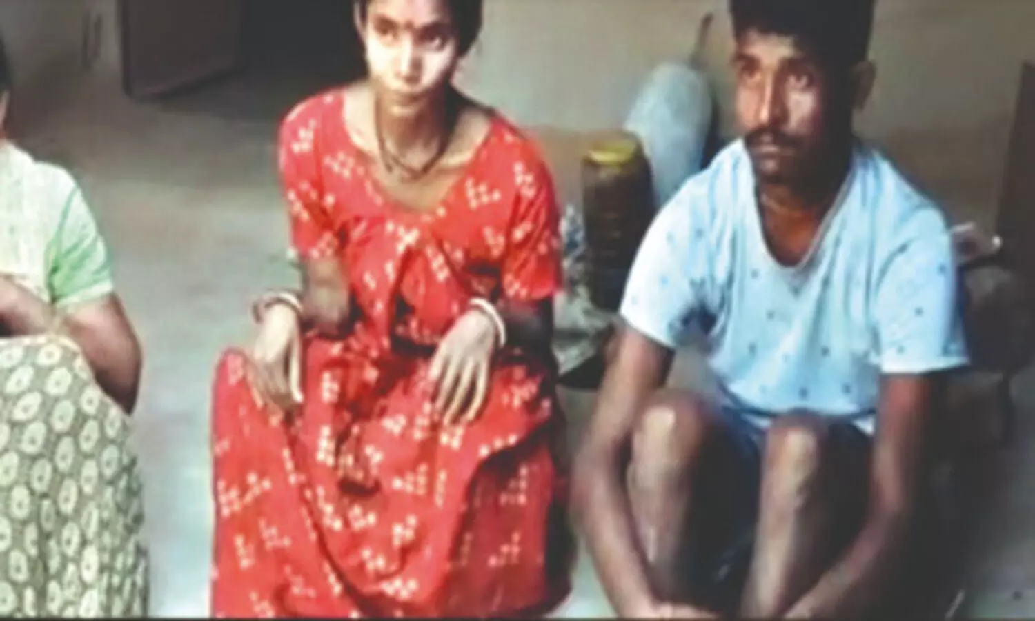 S Dinajpur: Family’s survival hinges on state welfare schemes in border village