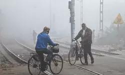 Winter chill persists in Kolkata despite slight rise in temperature Winter chill persists in Kolkata despite slight rise in temperature