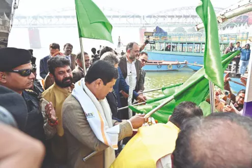 India’s first indigenous Hydrogen   fuel cell vessel launched in Varanasi