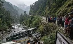 14 from Assam killed, 7 others missing as truck falls into gorge in Arunachal Pradesh 14 from Assam killed, 7 others missing as truck falls into gorge in Arunachal Pradesh
