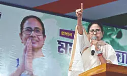 Mamata calls Shah ‘dangerous’, claims ‘pressure’ to drop voters from rolls Mamata calls Shah ‘dangerous’, claims ‘pressure’ to drop voters from rolls