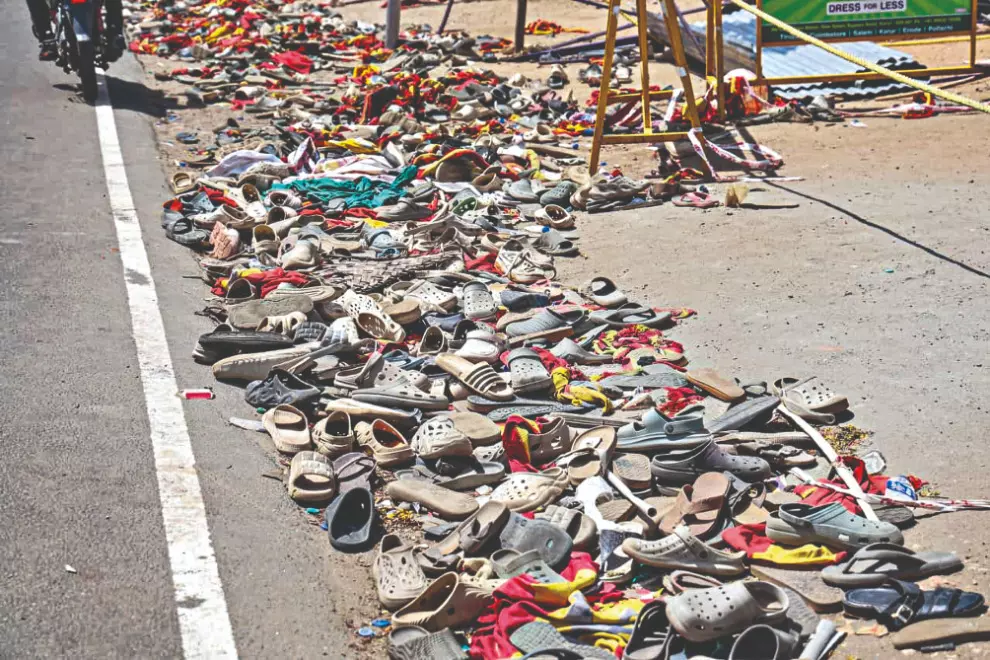 SC refuses to modify its direction on suspension of enquiry commission SC refuses to modify its direction on suspension of enquiry commission