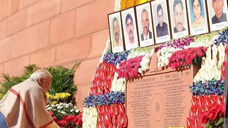 PM Modi, parliamentarians pay tribute to security personnel killed in 2001 Parliament attack PM Modi, parliamentarians pay tribute to security personnel killed in 2001 Parliament attack