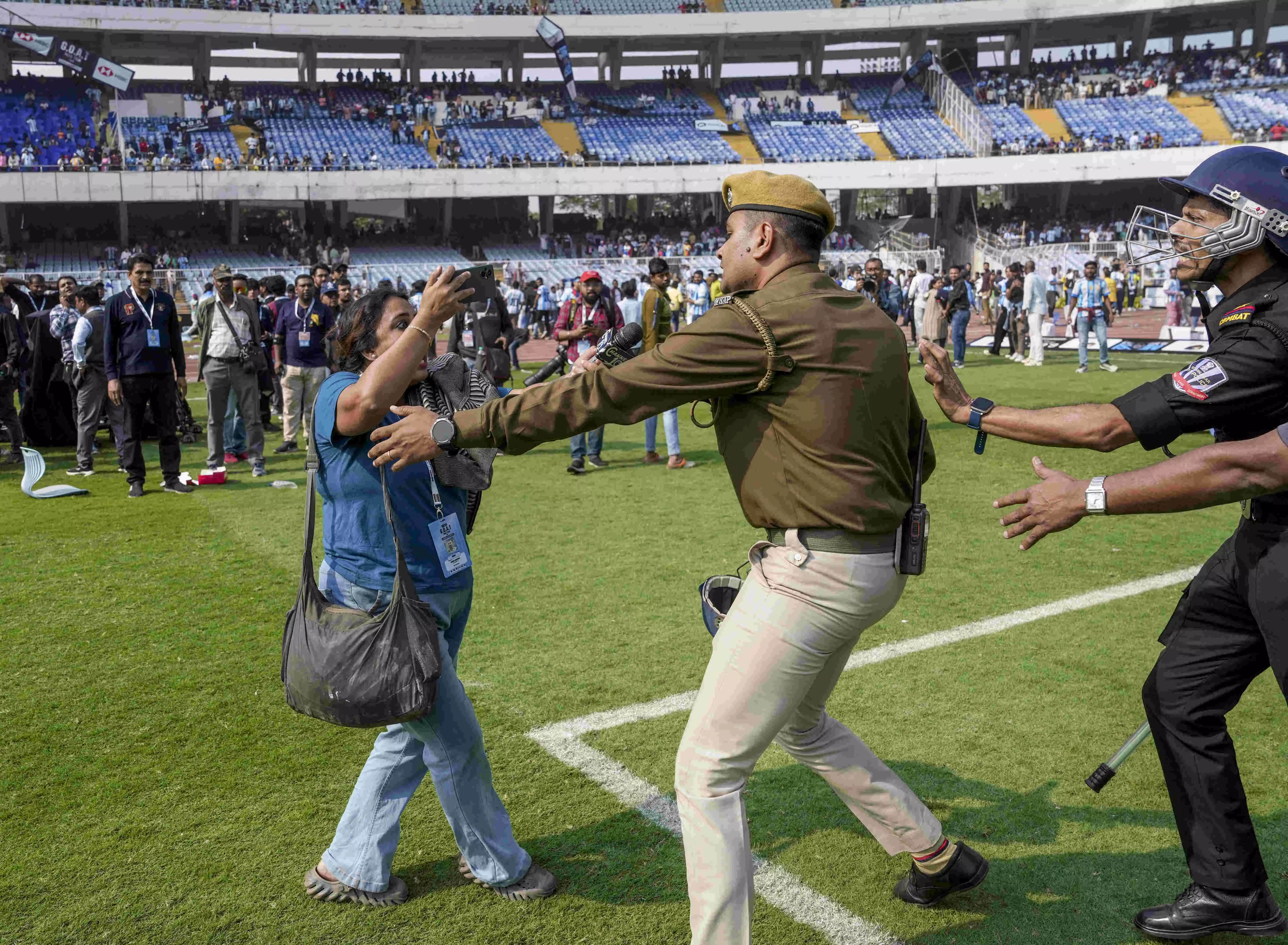 Messi event chaos | Bengal police summon 6 event managers for quizzing, arrest 5 for vandalism Messi event chaos | Bengal police summon 6 event managers for quizzing, arrest 5 for vandalism