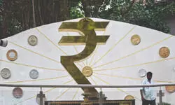 Rupee falls 29 paise to all-time low of 90.78 against US dollar Rupee falls 29 paise to all-time low of 90.78 against US dollar