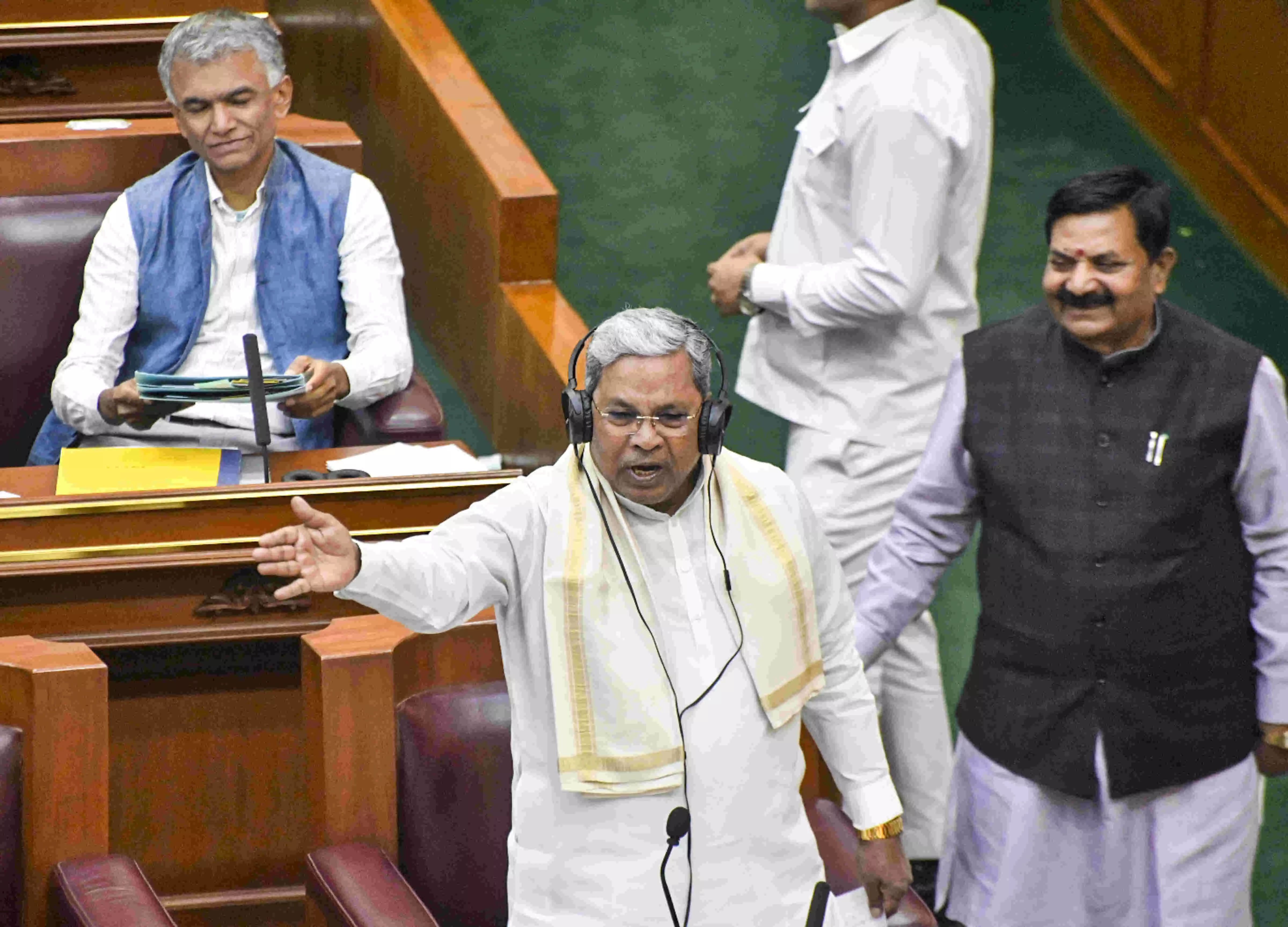 Will remain CM till high command wishes: Siddaramaiah Will remain CM till high command wishes: Siddaramaiah