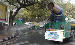 Rekha Gupta Draws the Line on Dust: Delhi Takes the Battle to the Road Rekha Gupta Draws the Line on Dust: Delhi Takes the Battle to the Road