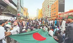 MEA summons Bangladesh High Commissioner, demands adequate security to its mission in Dhaka MEA summons Bangladesh High Commissioner, demands adequate security to its mission in Dhaka