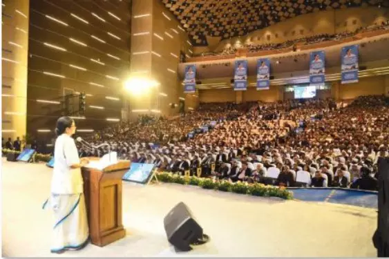 Bengal conclave draws big-ticket investments across sectors Bengal conclave draws big-ticket investments across sectors