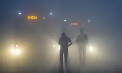 Over 100 flights cancelled as dense fog blankets Delhi with AQI on brink of ‘severe’ at 384