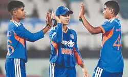 India out to have a field day