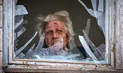 Russia strikes Kyiv with missiles, drones ahead of Trump-Zelenskyy meeting as peace talks continue