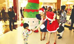 Festive momentum: Year-end   shopping, soirées set city ablaze