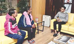 Trinamool extends support to Bengal migrants after BJP leader ‘refuses help’