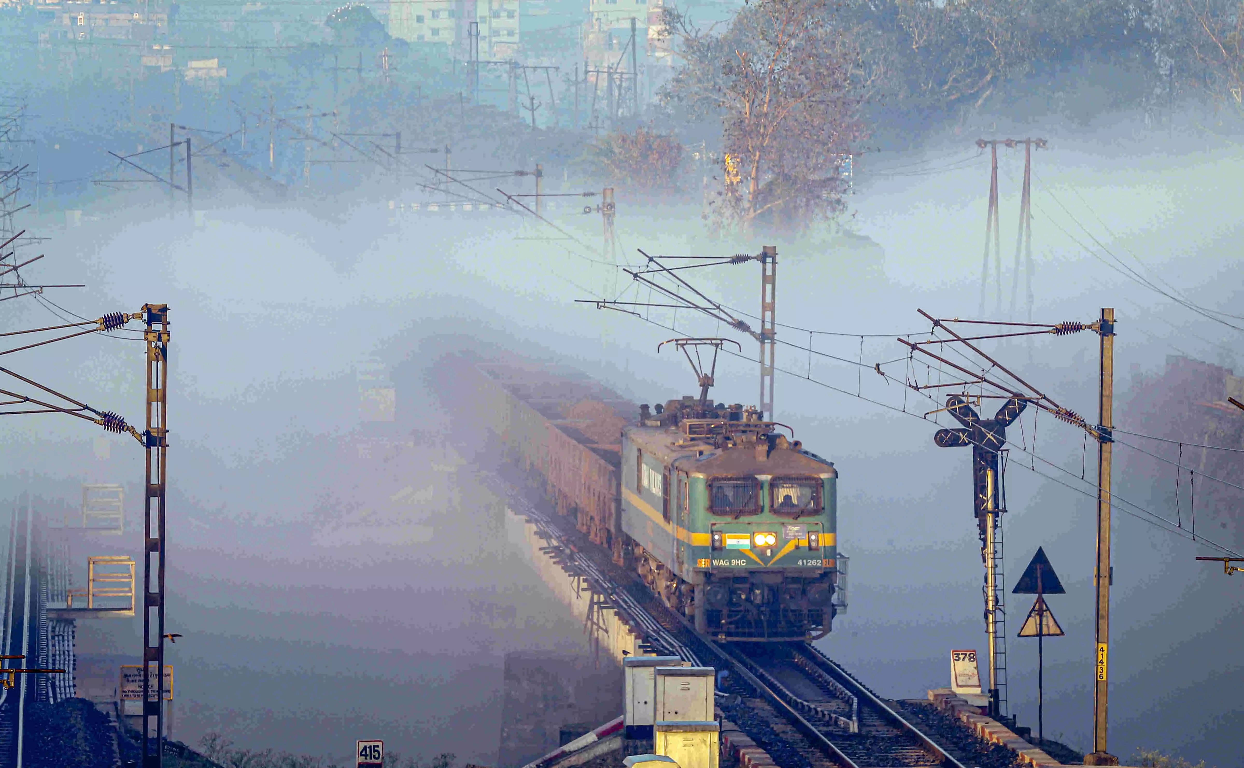 IMD issues yellow alert for dense fog in parts of Jharkhand IMD issues yellow alert for dense fog in parts of Jharkhand