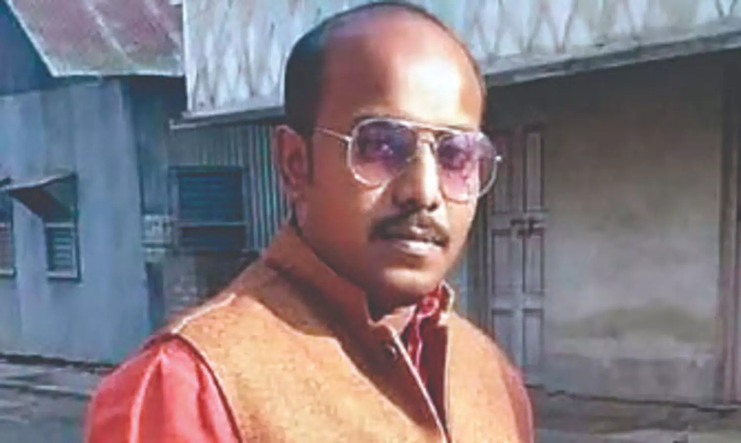 TMC youth district vice prez   shot dead in Raiganj, 2 held