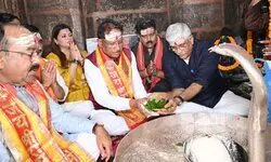 CM Vishnu Deo Sai and Union Tourism Minister offer prayers at Bhoramdeo Temple on new year