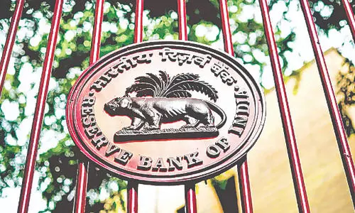 Reserve Bank flags high-cost distribution strategies of insurers