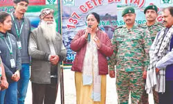 ‘People’s movement’: CM inspects Yamuna clean-up near ITO