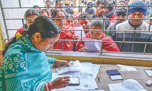 UP draft electoral roll drops 2.89 cr names UP draft electoral roll drops 2.89 cr names