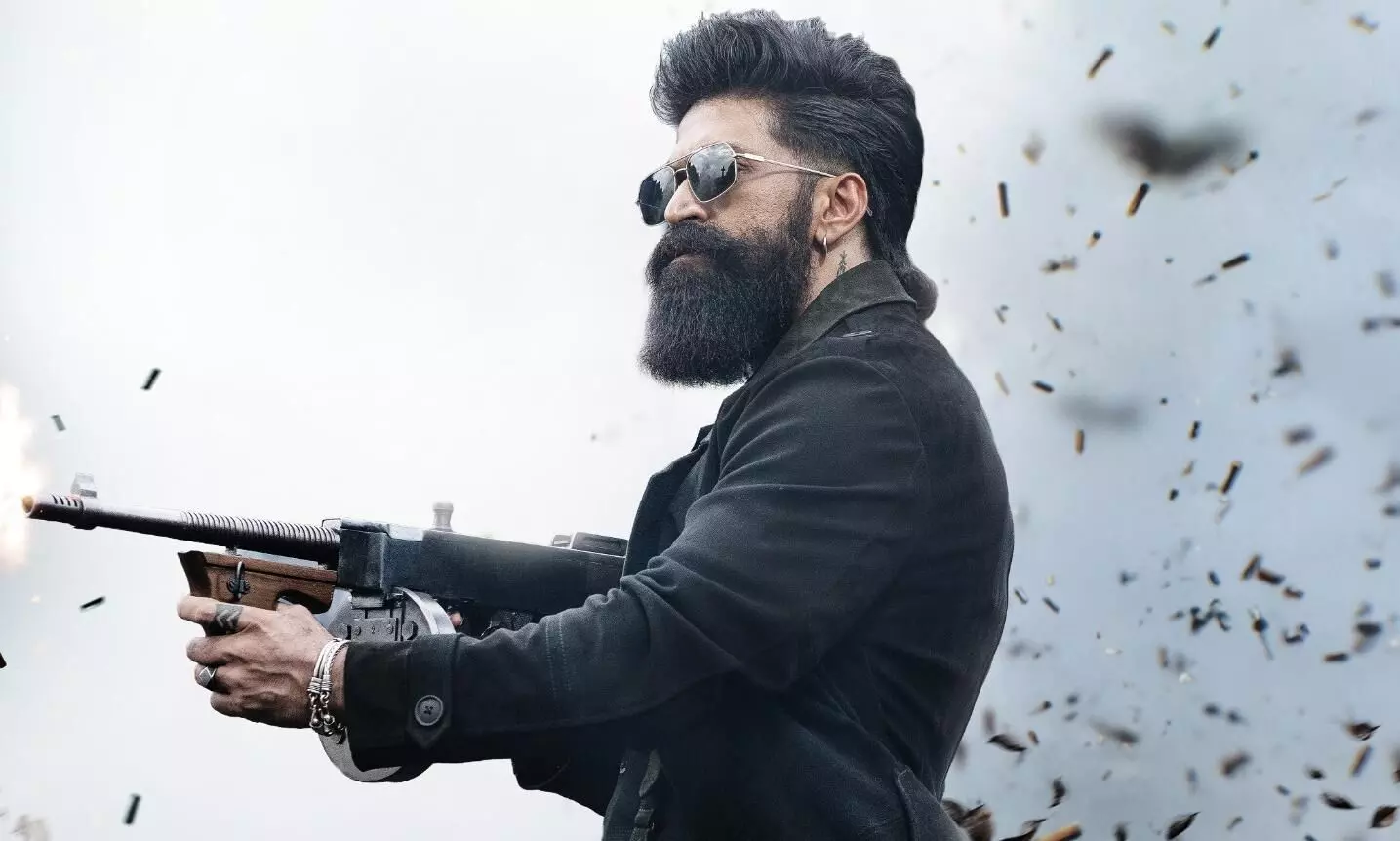 ‘Toxic’ unleashes Yash in bold first tease on birthday ‘Toxic’ unleashes Yash in bold first tease on birthday