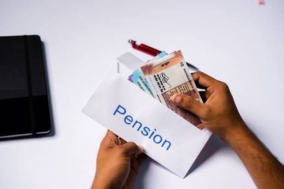 Consider govt employees plea to include live-in partner in family pension: Delhi HC to Centre Consider govt employees plea to include live-in partner in family pension: Delhi HC to Centre
