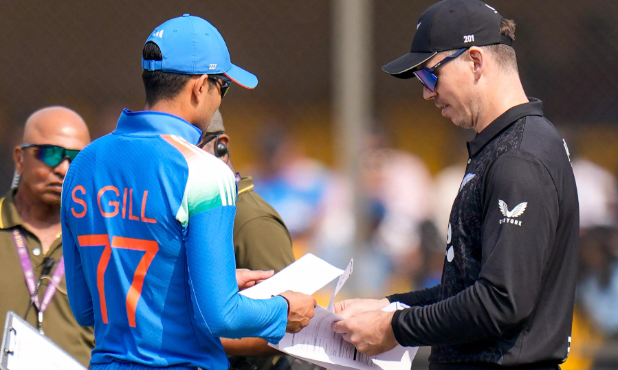 India win toss, opt to bowl against NZ in third ODI