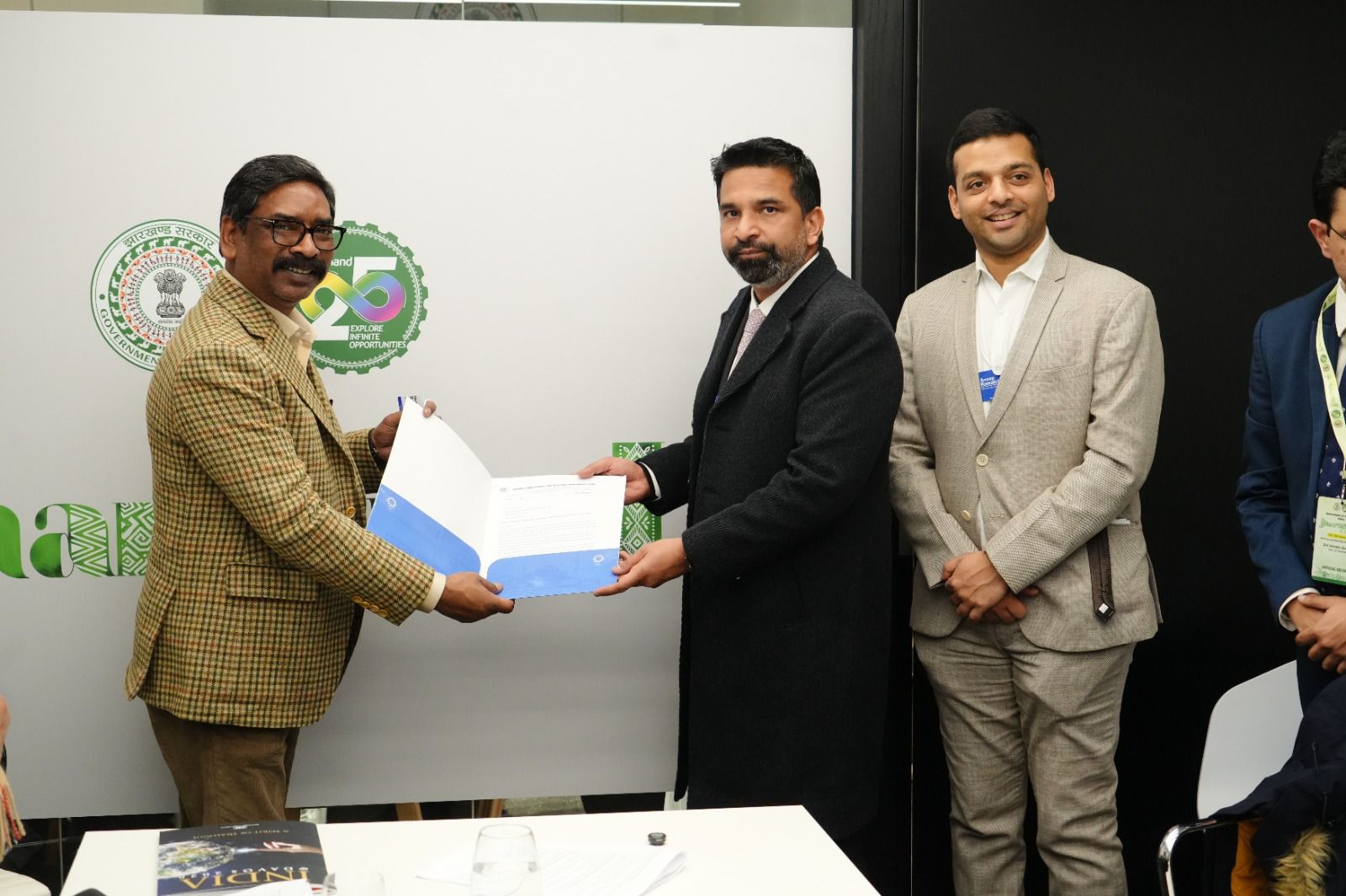 CM Hemant Soren honoured with White Badge at World Economic Forum