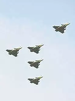 IAF to redefine R-Day flypast with ‘Sindoor Formation’ IAF to redefine R-Day flypast with ‘Sindoor Formation’