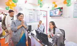 CM inaugurates new Aadhaar Seva Kendra at Azadpur Metro stn CM inaugurates new Aadhaar Seva Kendra at Azadpur Metro stn