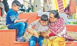 About 2.5L bibliophiles visit book fair on Saraswati Puja