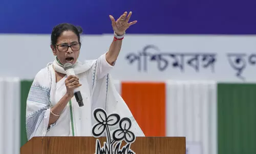 Three to four people dying by suicide in West Bengal everyday due to SIR anxiety: Mamata