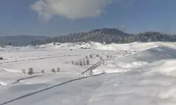 Sharp chill sweeps north India day after snowfall, rain; major roads in hills remain blocked