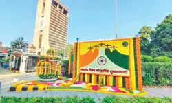 NDMC adorns key public spaces with floral boards