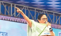 Mamata to visit Delhi, may lead stir   at ECI headquarters