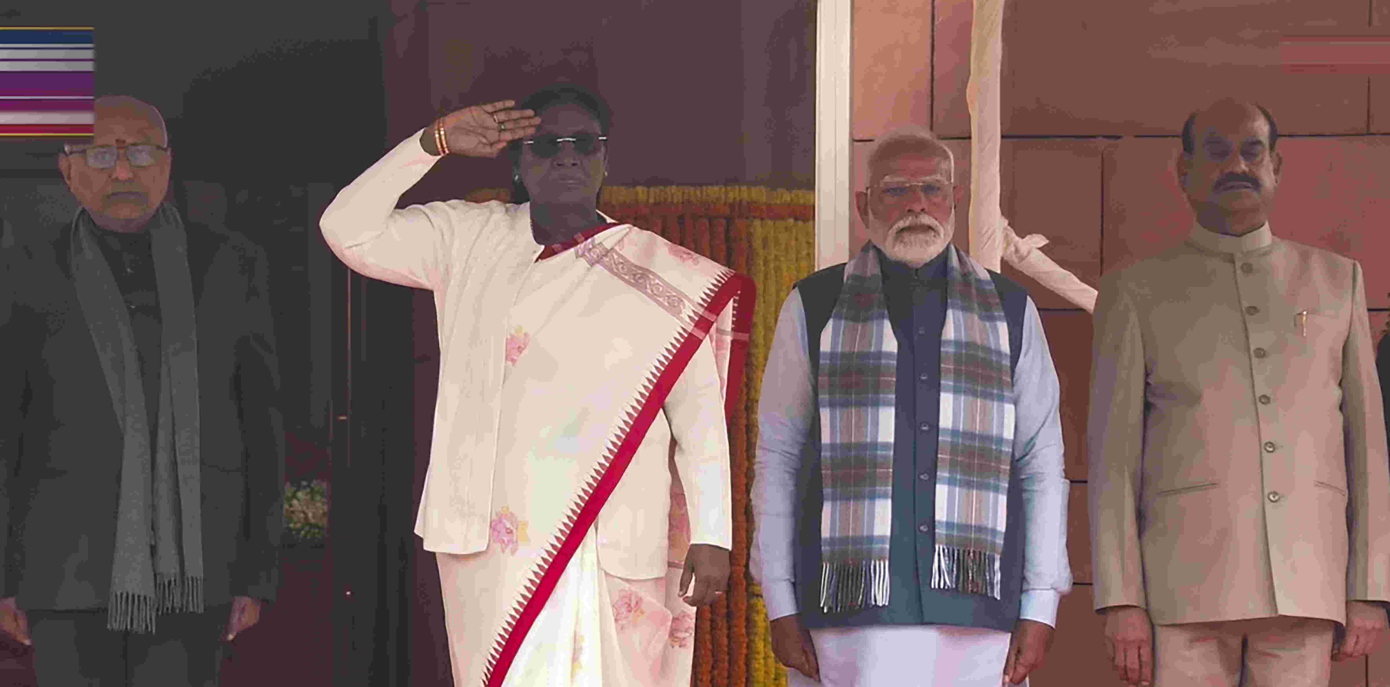 2.5 crore people got free treatment last year under Ayushman Bharat health  scheme: Prez Murmu