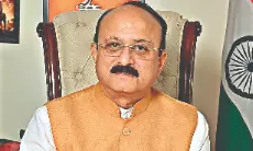 Sood turns constituency office into ‘Seva Kendra’ Sood turns constituency office into ‘Seva Kendra’