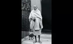 Gandhi and the State Gandhi and the State