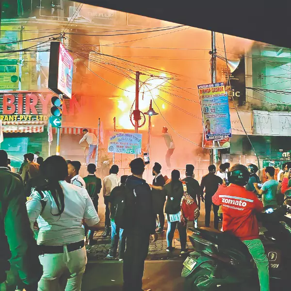 Chitpore fire kills man amid spate of blazes in city Chitpore fire kills man amid spate of blazes in city