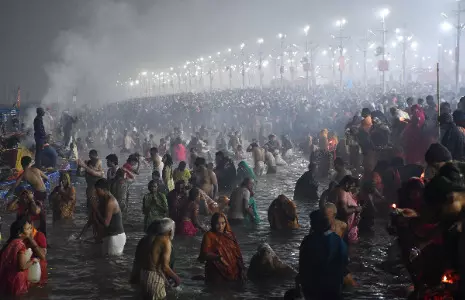 Magh Purnima: Around 90 lakh devotees take holy dip in Ganga at Prayagraj Magh Purnima: Around 90 lakh devotees take holy dip in Ganga at Prayagraj