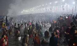 Magh Purnima: Around 90 lakh devotees take holy dip in Ganga at Prayagraj