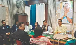 Cooch Behar: N Bengal Development minister meets municipality officials