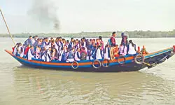 Headmaster, 7 others suspended for assaulting Madhyamik centre head